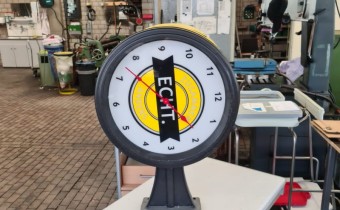 Restaurierung der Uhr