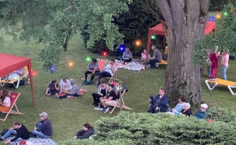 Musik & Picknick im Park der TK Lahr