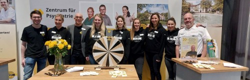 Gruppenbild ZfP Mitarbeitende auf der Jobmesse