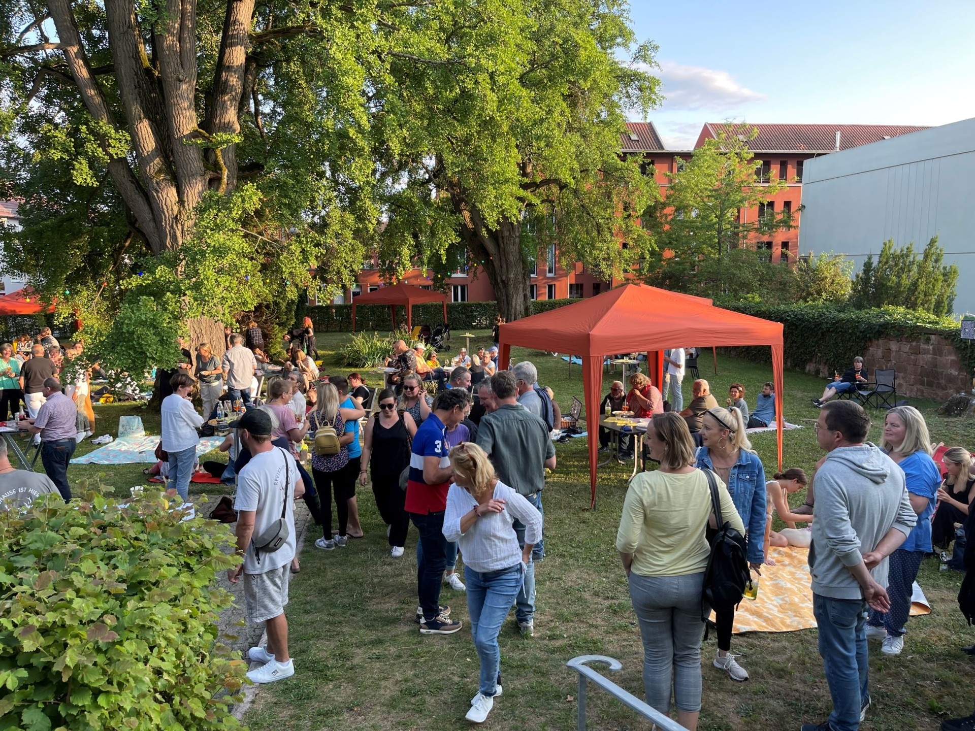Musik & Picknick im Park 2023